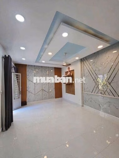 Nhà bán ngay trung tâm đường huỳnh tấn phát cạnh trường học  cấp 2