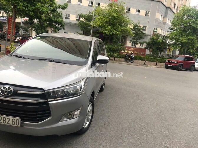 Toyota Innova 2018 Bạc