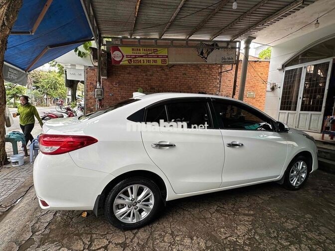 Toyota Vios Trắng Việt Nam