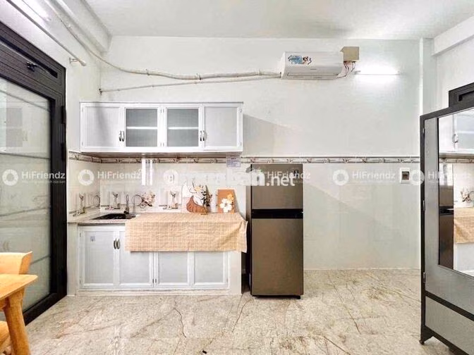 CĂN HỘ STUDIO FULL NT CỬA SỔ TRỜI - THANG MÁY - CÁCH ĐH HỒNG BÀNG 500M