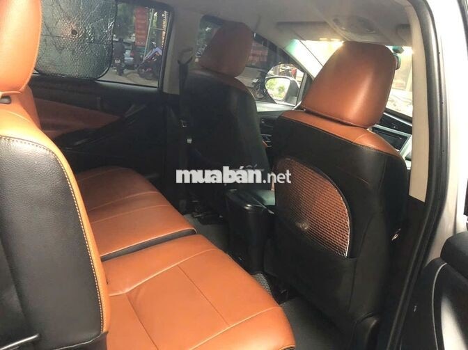 Toyota Innova 2018 Bạc