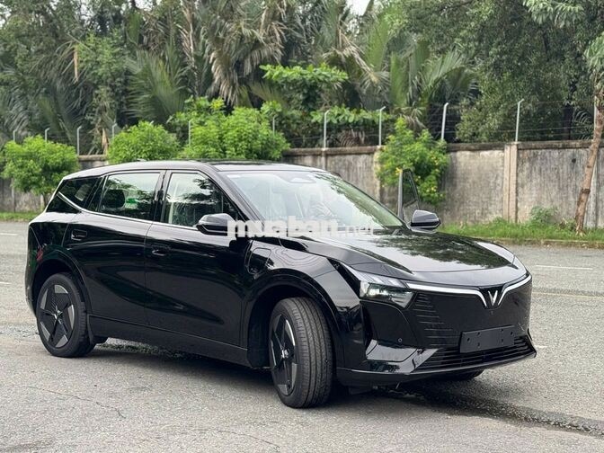 VinFast VF8 All New XE GIAO NGAY, VAY ĐẾN 90–100%