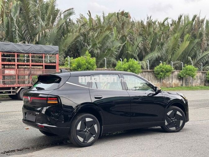 VinFast VF8 All New XE GIAO NGAY, VAY ĐẾN 90–100%