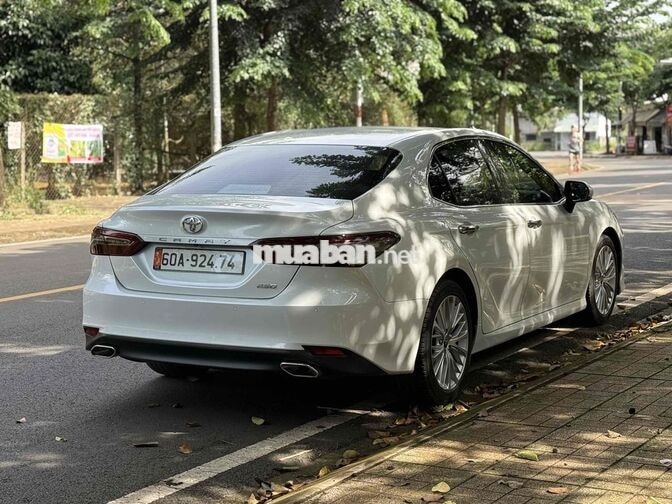Toyota Camry 2.5Q 2020 Trắng Số tự động