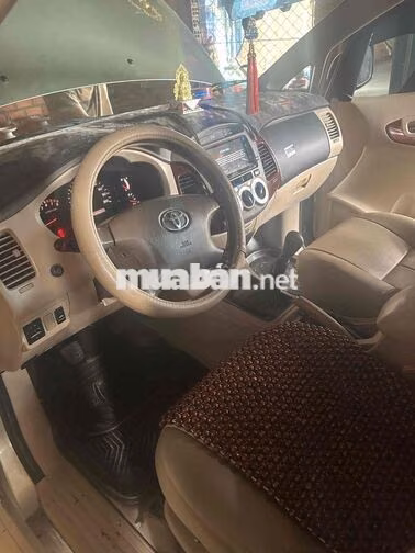 Toyota Innova 2006 Bạc