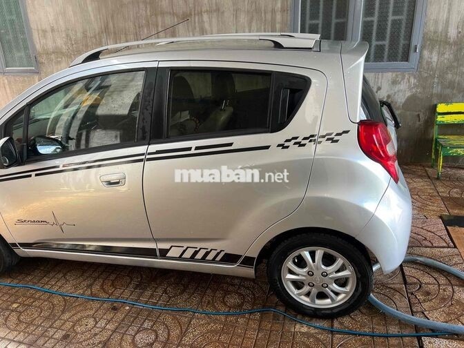 Chevrolet Spark 2018 Bản cao cấp Số sàn Bạc
