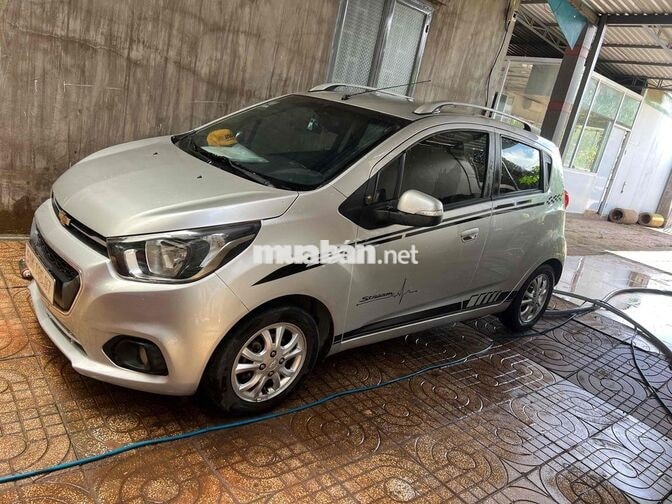 Chevrolet Spark 2018 Bản cao cấp Số sàn Bạc