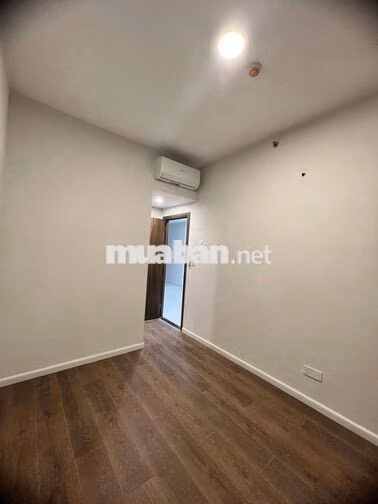 cọc 3 triệu, cho thuê căn 1 pn vào ở liền, có sẵn nội thất cơ bản