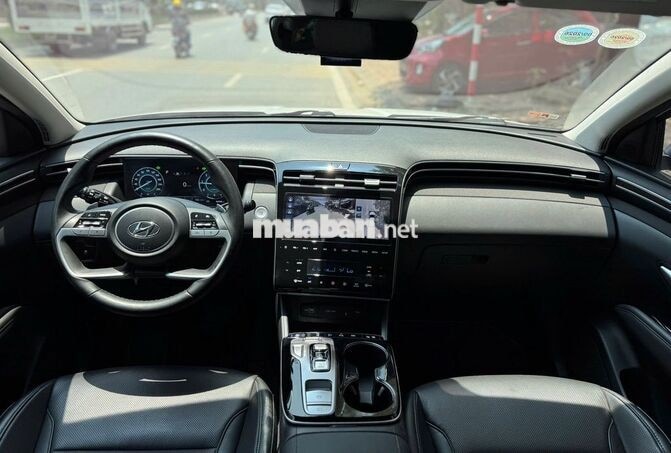 Hyundai Tucson 2022 2.0D đặc biệt Trắng