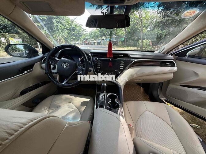 Toyota Camry 2.5Q 2020 Trắng Số tự động