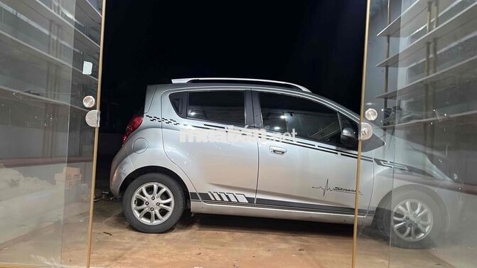 Chevrolet Spark 2018 Bản cao cấp Số sàn Bạc