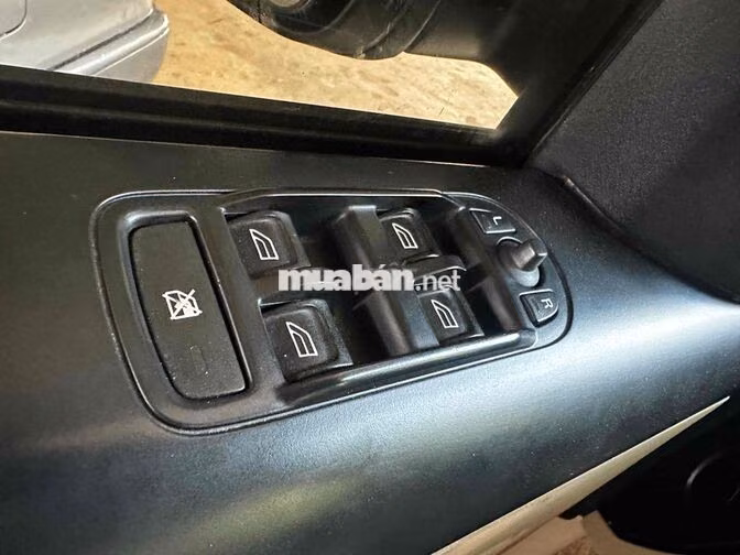 Land Rover Range Rover Sport 2010 Trắng Anh Quốc