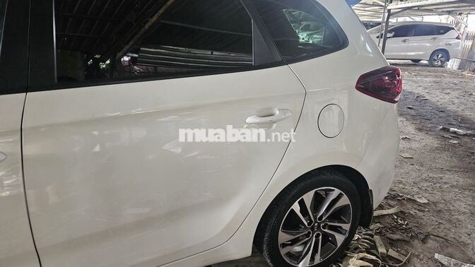 KIA RONDO MT 2018 Trắng 108000 km