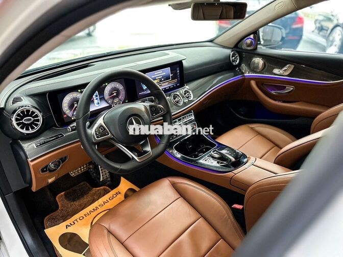 Mercedes E300 AMG 2017 Trắng 61.000km
