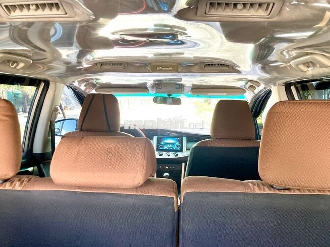Bán Xe Nhà Toyota INNOVA 2.0E 2018 Nâu đồng: 362tr