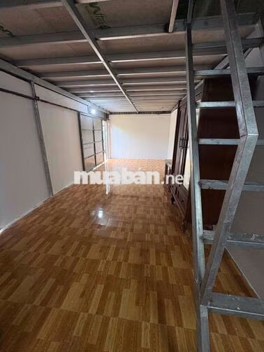 Bán gấp nhà Bình Chánh 700tr sổ chung