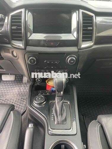 Ford Everest 2018,..2 cầu điện mấy 2.0 bitubo