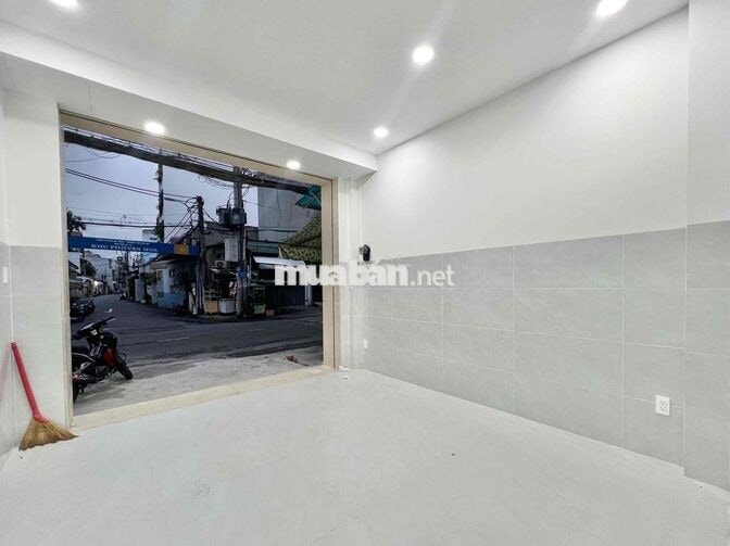 CHO THUÊ MẶT BẰNG KINH DOANH, NAIL, VĂN PHÒNG,… NGAY NGÃ 3 MẶT TIỀN