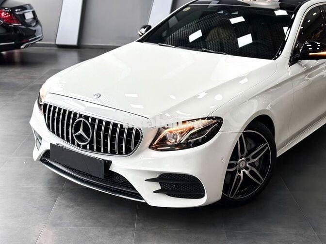Mercedes E300 AMG 2017 Trắng 61.000km