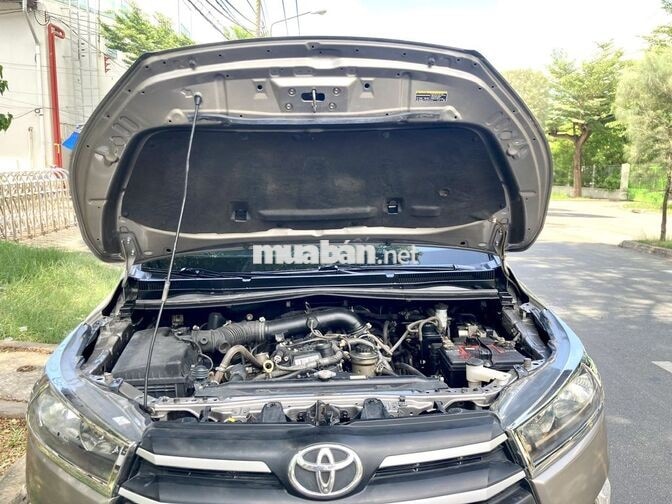 Bán Xe Nhà Toyota INNOVA 2.0E 2018 Nâu đồng: 362tr