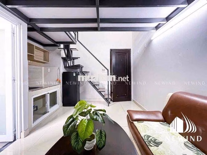 Cho thuê phòng gác cao, cửa sổ, máy giặt riêng. Sát bên UFM, gần NTTU
