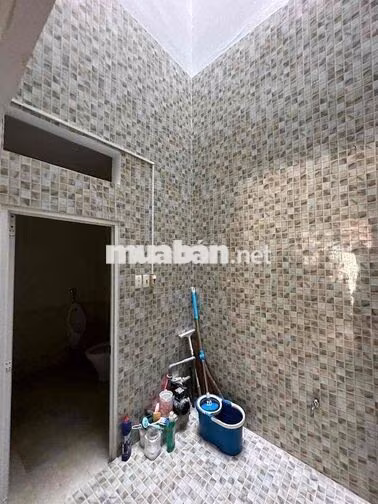 HUỲNH THIỆN LỘC , HOÀ THẠNH, TÂN PHÚ. ( CHO CẢI TẠO CHDV)