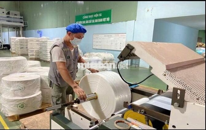 C/TY NHỰA *** 40 NAM NỮ ĐI LÀM NGAY