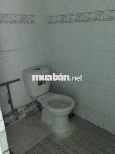 Chủ cho thuê nhà ng căn DT:40m2 giá 5,2tr/thg lầu HBC,TĐ