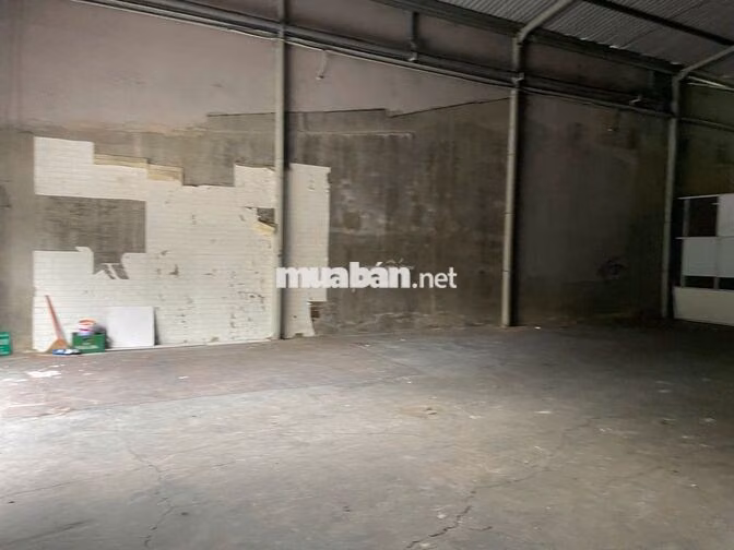 Cho thuê kho 200m2, giá 20tr/KCN Sống thần