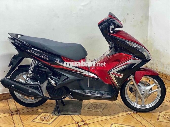 Honda Air Blade Đỏ đen Xe zin 100%