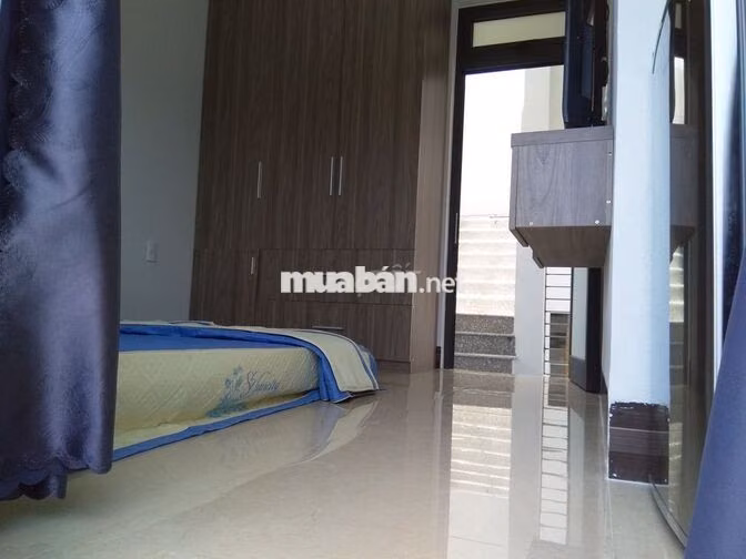 Căn hộ bình dân, ban công rộng, thoáng, sát biển Mân Thái