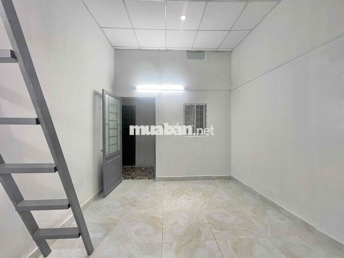 🔥PHÒNG GÁC SIÊU RỘNG CỬA SỔ THOÁNG_GẦN CẦU CÔNG LÝ_HỌC VIỆN HÀNG KHÔNG
