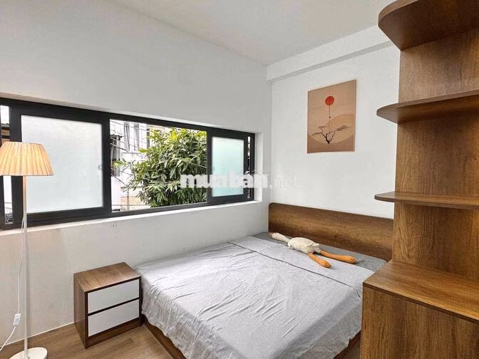 Nhà Mới 1PN Tách Bếp - MG Riêng. Cửa sổ siu thoáng , thang máy hầm xe.