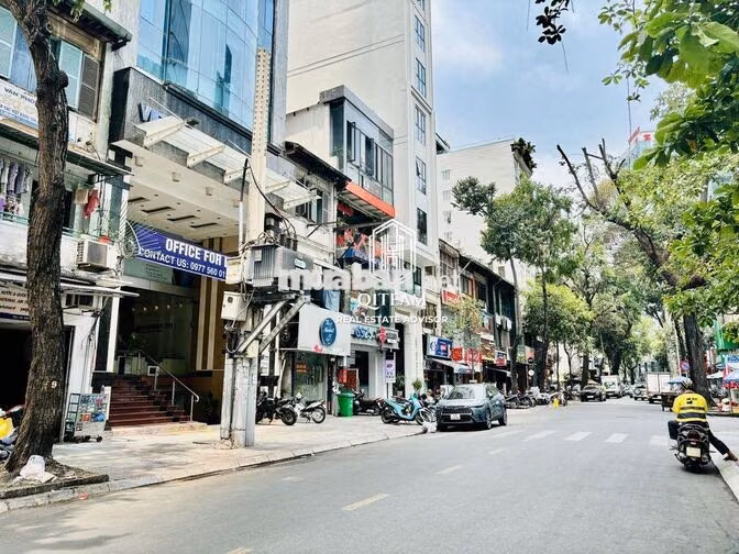 Đối diện Bitexco 216m² sàn suốt- Hồ Tùng Mậu- Thang Máy Vị Trí Đẹp