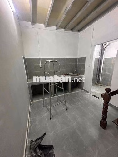 Nhà [4 x 18] 1 lầu (3PN,2WC) hẻm 6m ,hương lộ 2, bình tân
