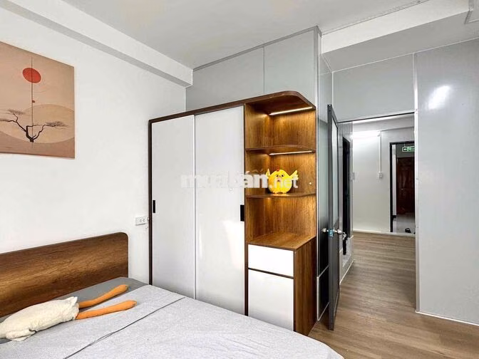 Nhà Mới 1PN Tách Bếp - MG Riêng. Cửa sổ siu thoáng , thang máy hầm xe.