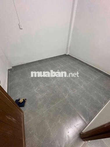 Nhà [4 x 18] 1 lầu (3PN,2WC) hẻm 6m ,hương lộ 2, bình tân