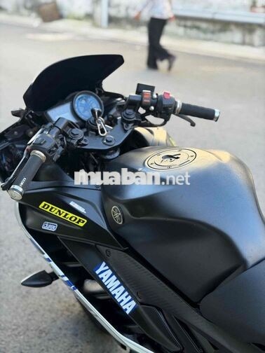 Yamaha R15v2