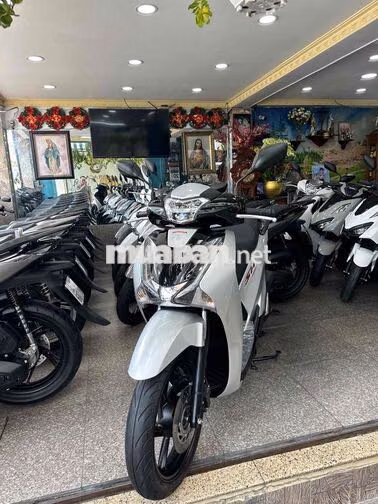 Honda SH 150i ABS 2018 Bạc Porsche BSTP Chính Chủ