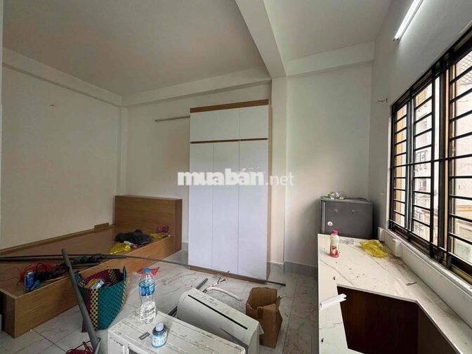 KHAI TRƯƠNG NHÀ MỚI QUẬN 10, ĐI BỘ QUA UEH