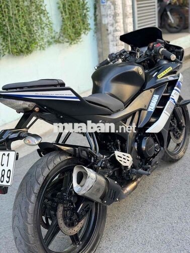 Yamaha R15v2