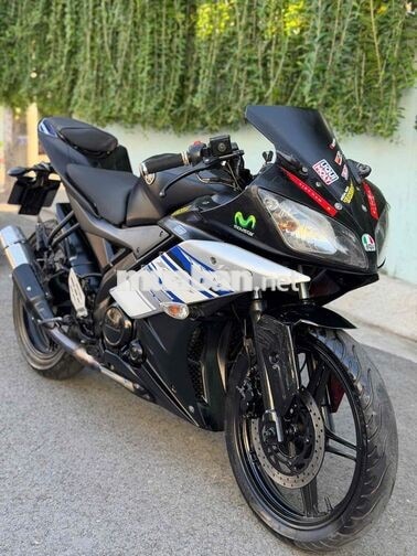 Yamaha R15v2