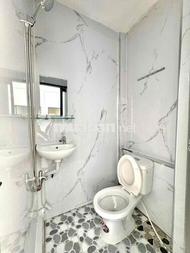 STUDIO BAN CÔNG GẦN 3/2 - Qua OU Lý Thường Kiệt 2km