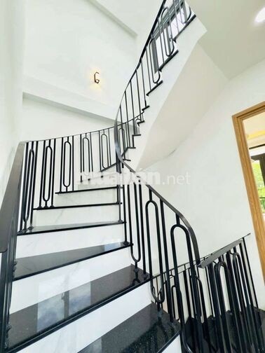 SIÊU PHẨM  MẶT TIỀN  KINH DOANH  . Q. 6
