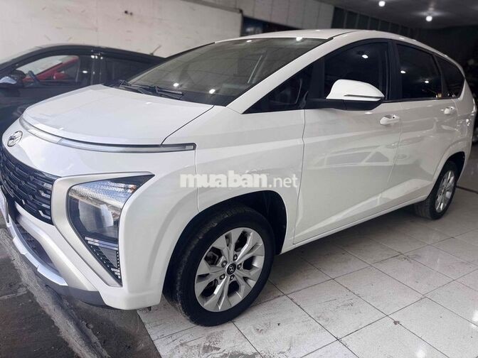 Hyundai Stargazer 7 chỗ Tự động Trắng