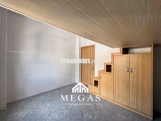 Khai Trương Duplex Cửa Sổ Trời Đi Bộ Qua ĐH Văn Lang Cs3