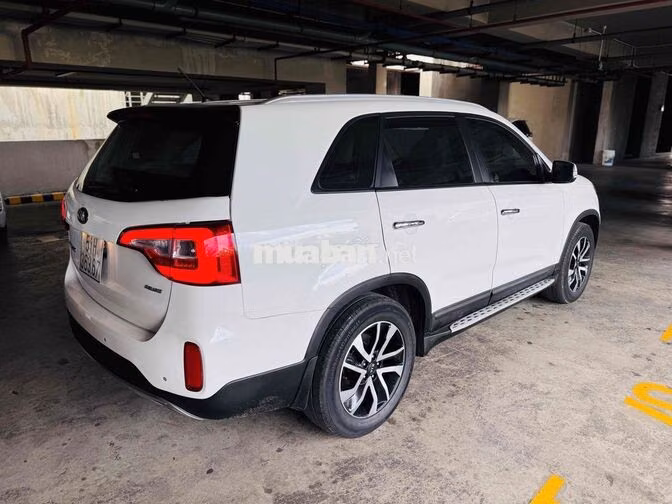 Kia Sorento 2020 2.4 GAT Deluxe Trắng 66.000km