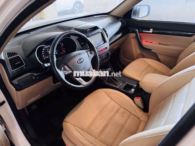 Kia Sorento 2020 2.4 GAT Deluxe Trắng 66.000km