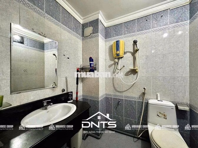 Căn hộ 35m2 máy giặt riêng, ban công gần ĐH Nhân Văn, ĐH Mở, UEH