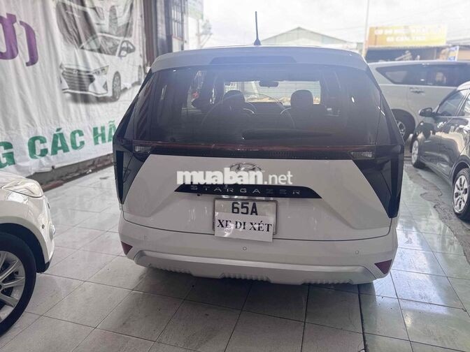 Hyundai Stargazer 7 chỗ Tự động Trắng